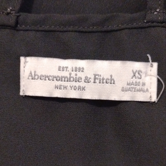 Abercrombie & Fitch - Open Back Camisole - Picture 12 of 13